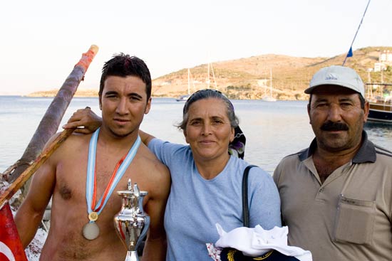 The winner, Celal, with his parents. His mum was so proud she was in tears! We emailed these shots to Celal and received a very polite response. Such nice people!