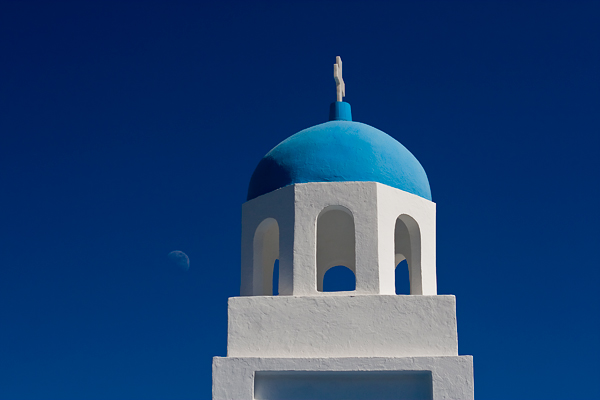 Yes, it's rather cliche but a travelogue of Greece wouldn't be complete without one!