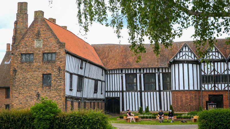 gainsborough hall