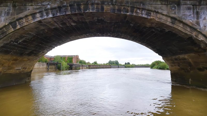 trent bridge arch at gainsborough